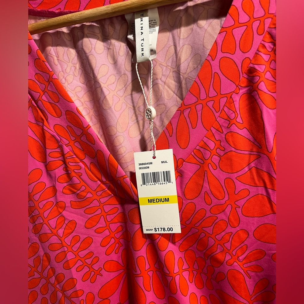 NWT Trina Turk WOMEN'S TRELLIS V-NECK TUNIC SWIM COVER-UP DRESS Size Medium - Picture 6 of 8